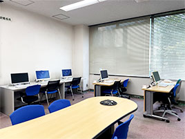 2025_RD_shisetusyoukaiitcomkyoushitu_01