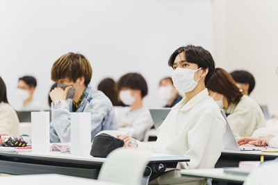 楽しみながら英語の文法を学べる授業の画像⑤