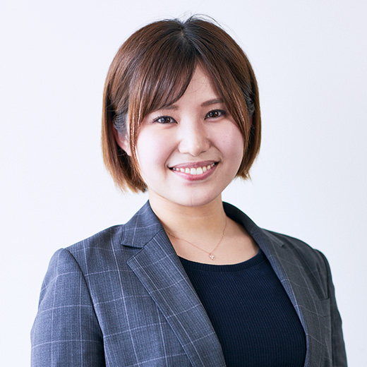 西川 美歩　氏