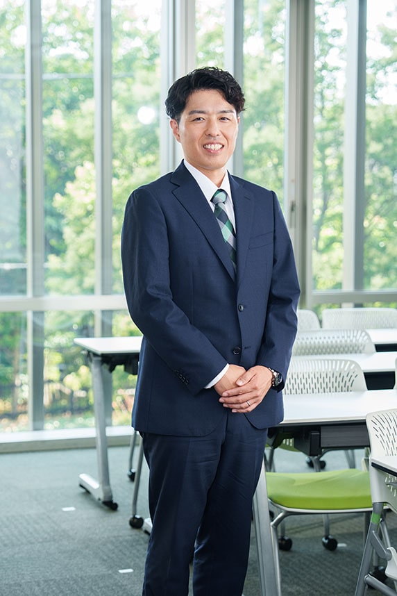 本間 研吾さん